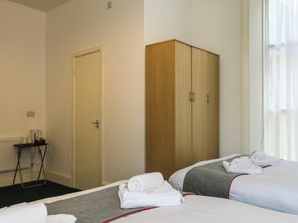 מנצ'סטר Oyo Hala Guest House מראה חיצוני תמונה