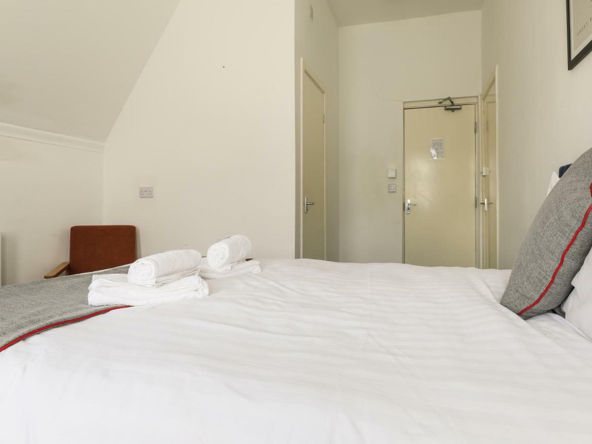 מנצ'סטר Oyo Hala Guest House מראה חיצוני תמונה